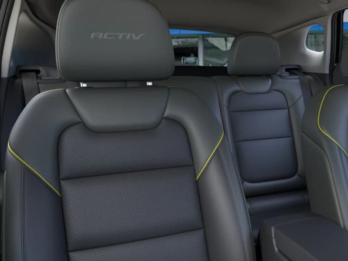 Chevrolet Trax ACTIV FWD 4dr 2026 — side view