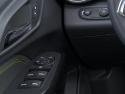Chevrolet Trax ACTIV FWD 4dr 2026 — side view