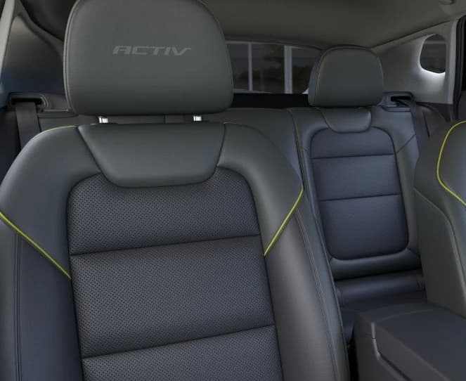 Chevrolet Trax ACTIV FWD 4dr 2026 — side view