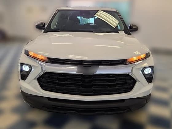 Chevrolet Trailblazer LS FWD 4dr 2026 — side view