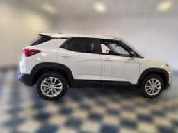 Chevrolet Trailblazer LS FWD 4dr 2026 — side view