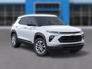 Chevrolet Trailblazer LS FWD 4dr