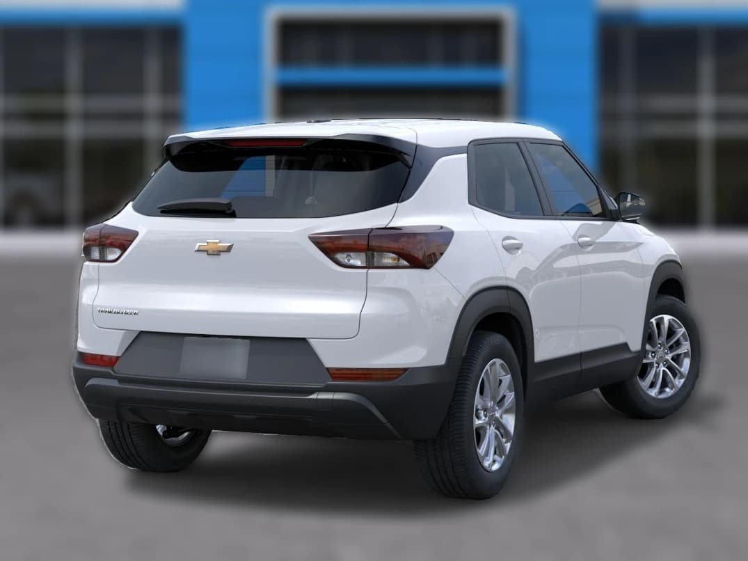Chevrolet Trailblazer LS FWD 4dr 2026 — side view