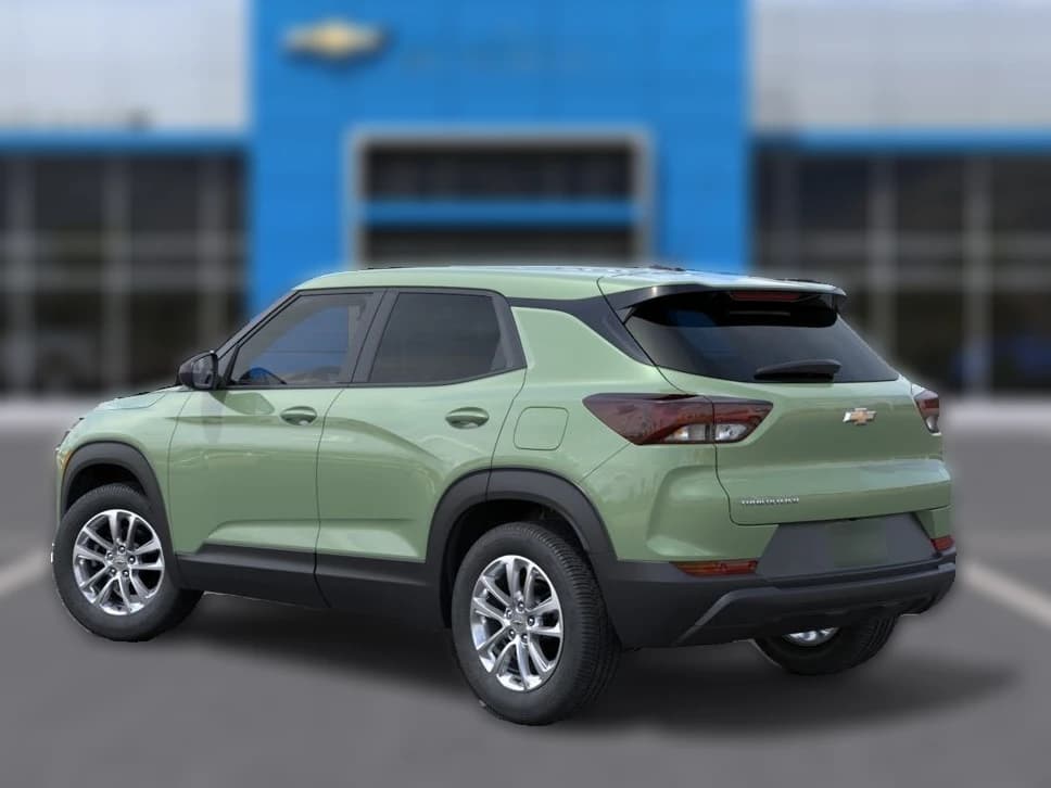 Chevrolet Trailblazer LS FWD 4dr 2026 — side view