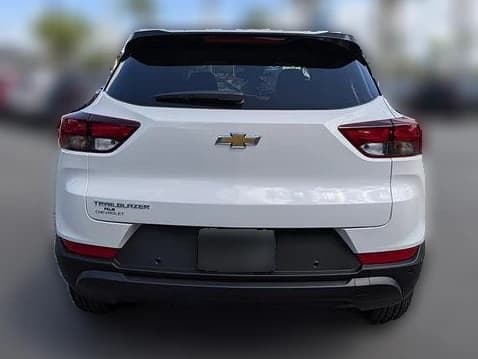 Chevrolet Trailblazer LS FWD 4dr 2026 — side view