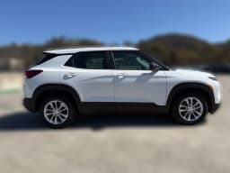 Chevrolet Trailblazer LS FWD 4dr 2026 — side view