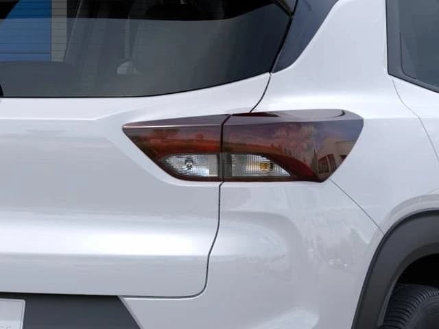 Chevrolet Trailblazer LS AWD 4dr 2026 — side view
