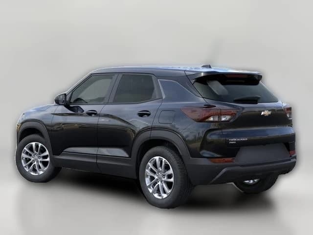 Chevrolet Trailblazer LS AWD 4dr 2026 — side view