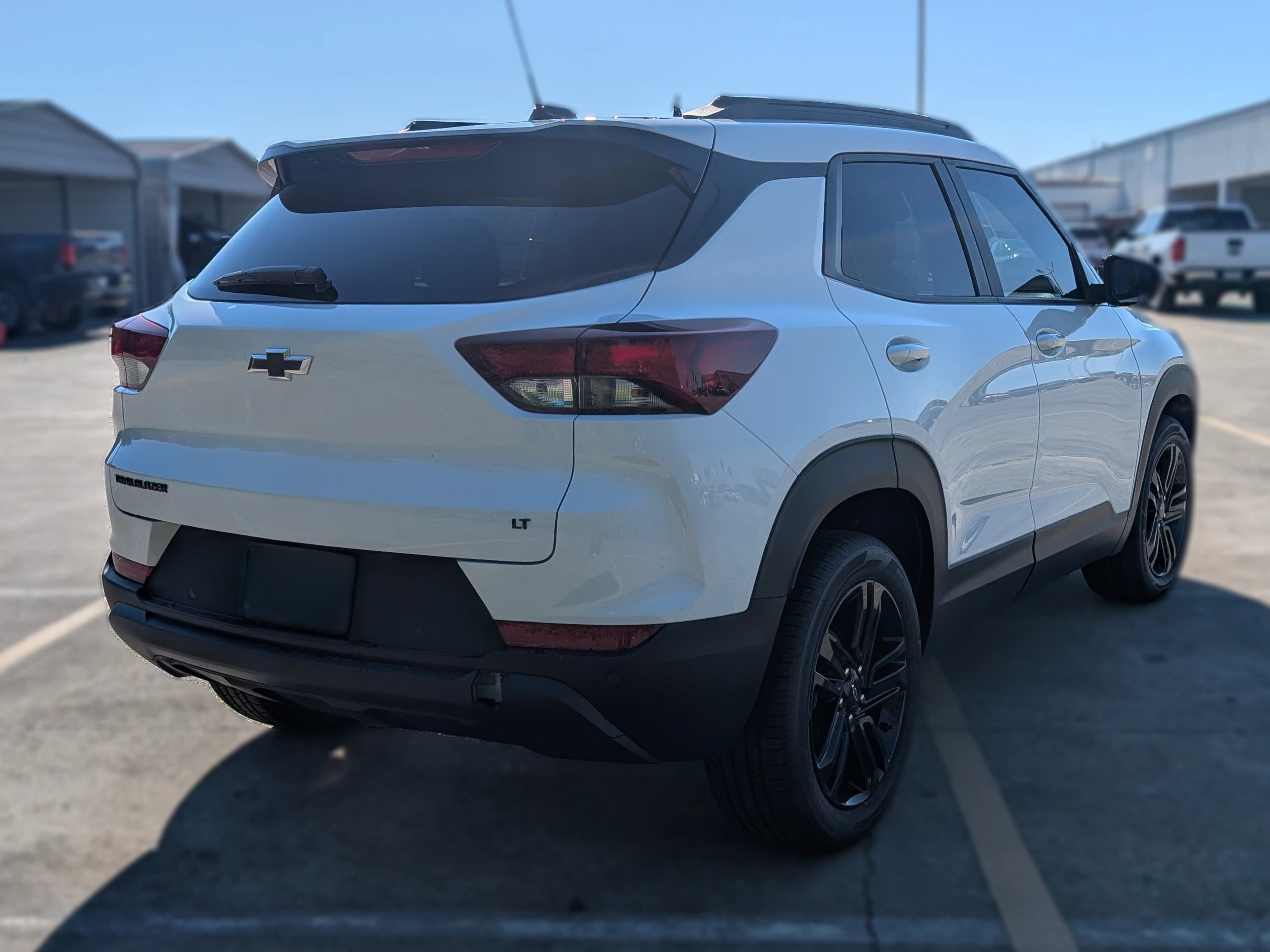 Chevrolet Trailblazer LT FWD 4dr 2026 — side view
