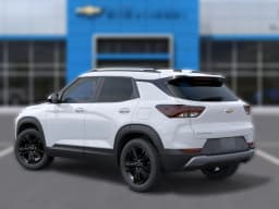 Chevrolet Trailblazer LT FWD 4dr 2026 — side view