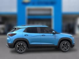 Chevrolet Trailblazer LT FWD 4dr 2026 — side view