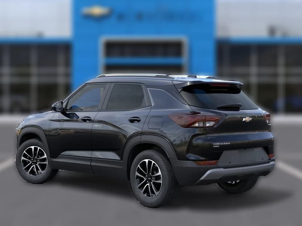 Chevrolet Trailblazer LT AWD 4dr 2026 — side view