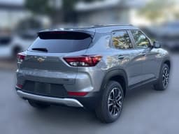 Chevrolet Trailblazer LT AWD 4dr 2026 — side view