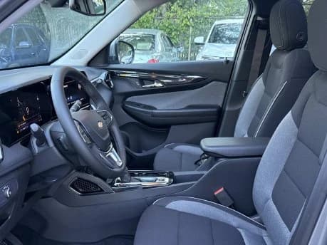 Chevrolet Trailblazer LT AWD 4dr 2026 — side view