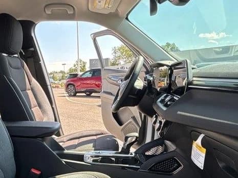 Chevrolet Trailblazer LT AWD 4dr 2026 — side view