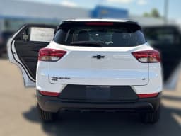 Chevrolet Trailblazer LT AWD 4dr 2026 — side view