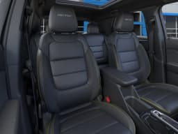 Chevrolet Trailblazer ACTIV FWD 4dr 2026 — side view