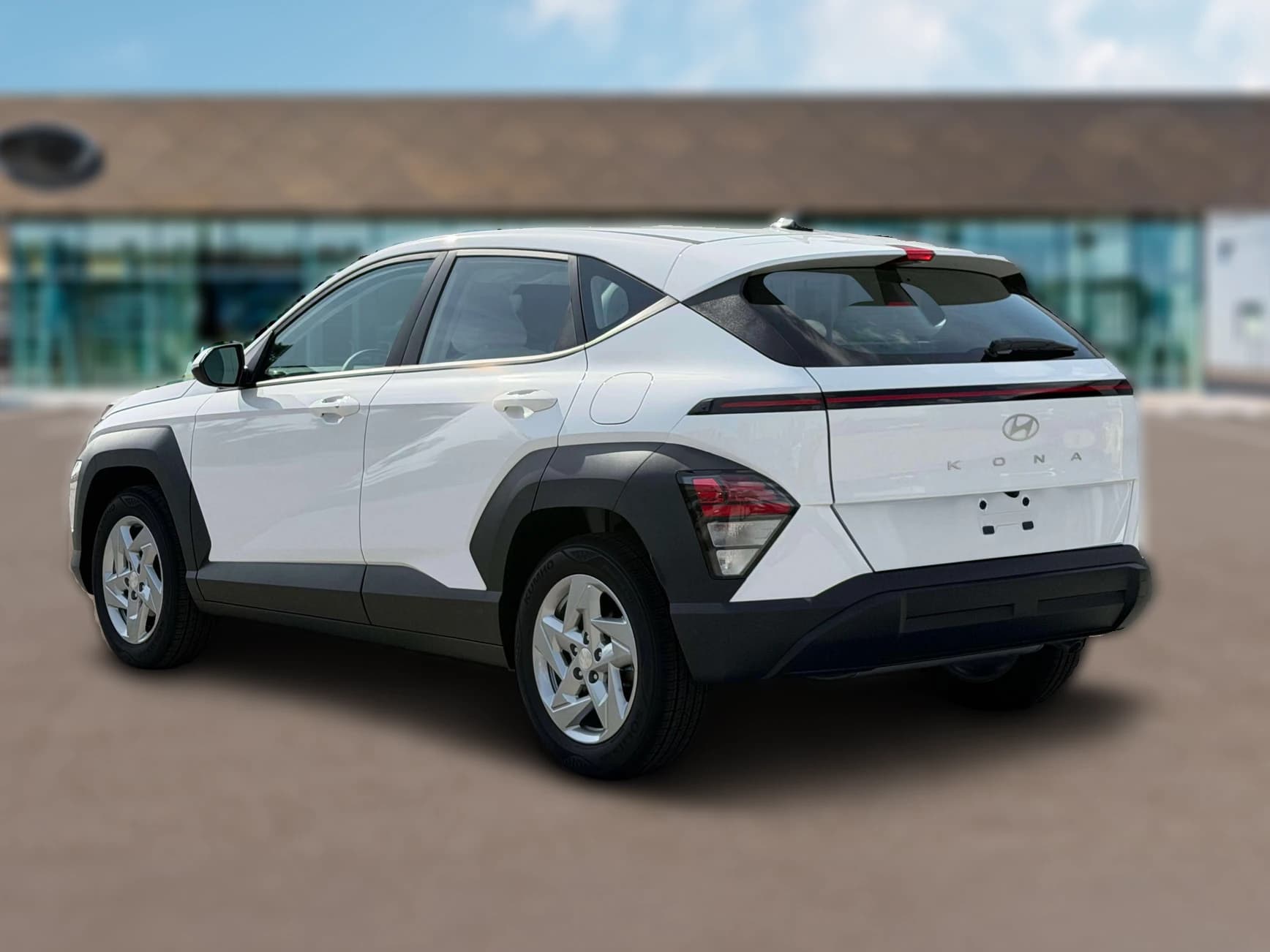 Hyundai Kona SE FWD 2027 — side view
