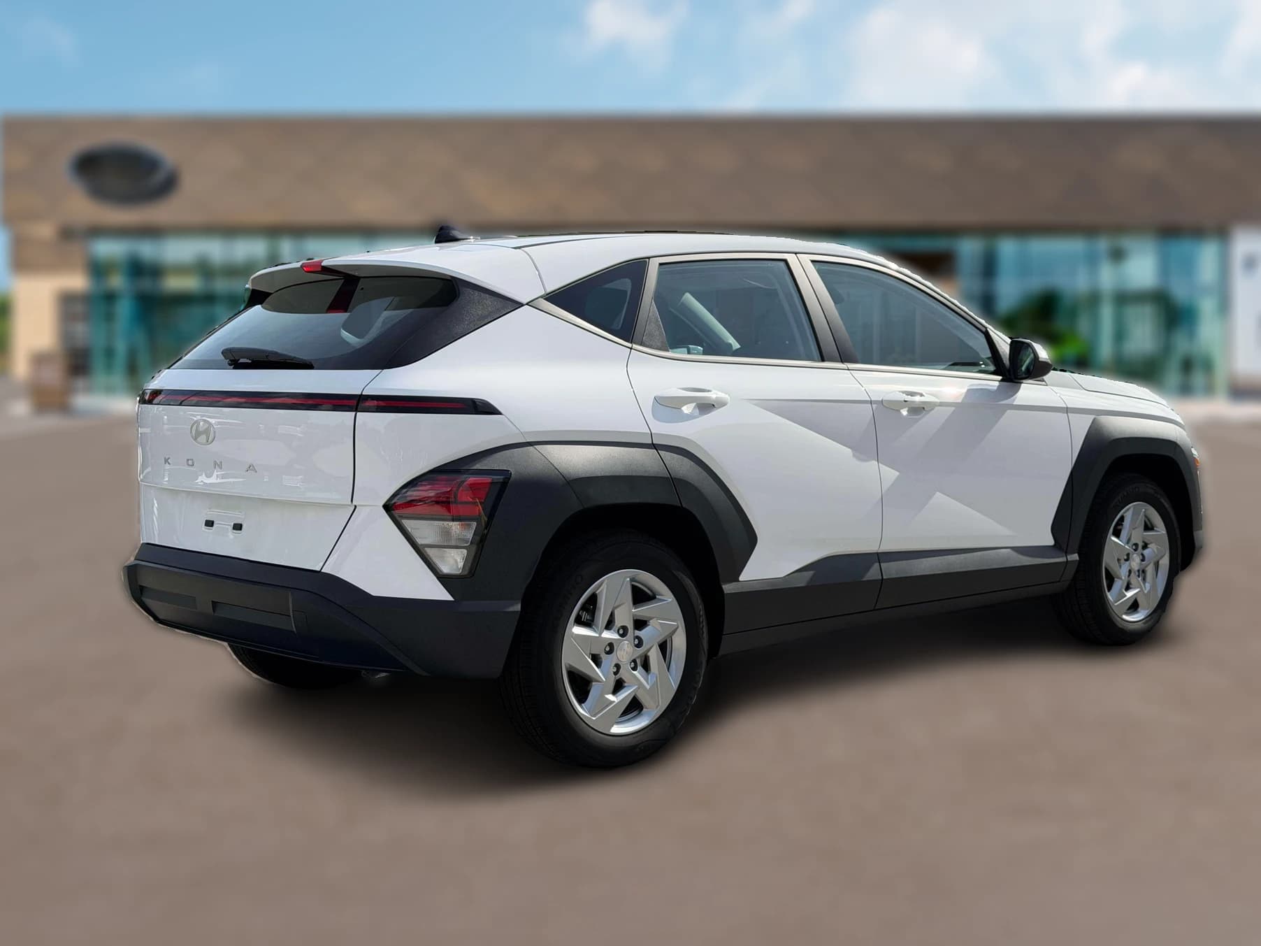 Hyundai Kona SE FWD 2027 — side view