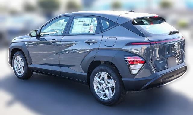 Hyundai Kona SE FWD 2027 — side view