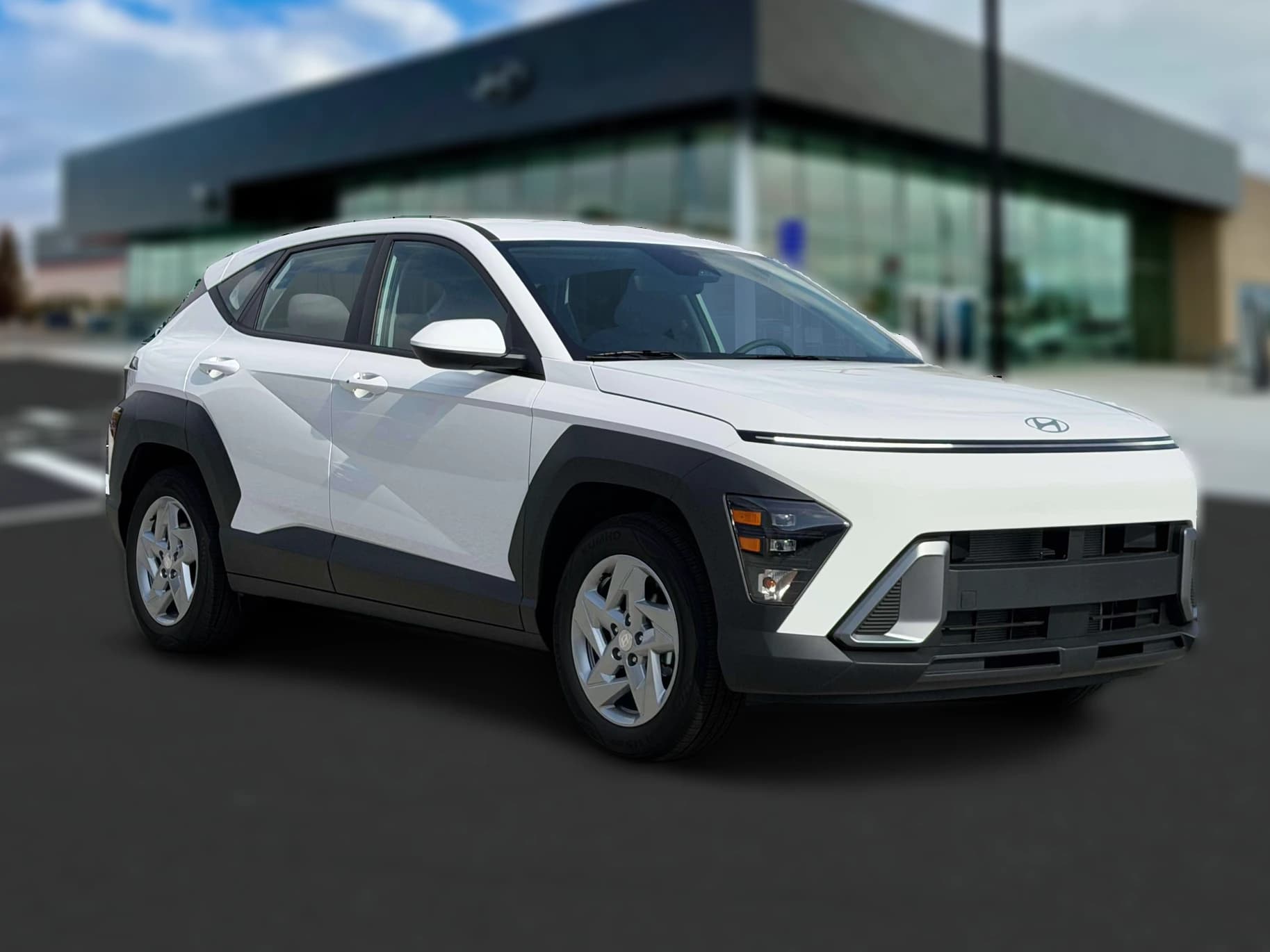 Hyundai Kona SE FWD 2027 — side view