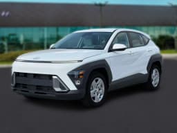 Hyundai Kona SE FWD 2027 — side view