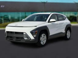 Hyundai Kona SE FWD 2027 — side view