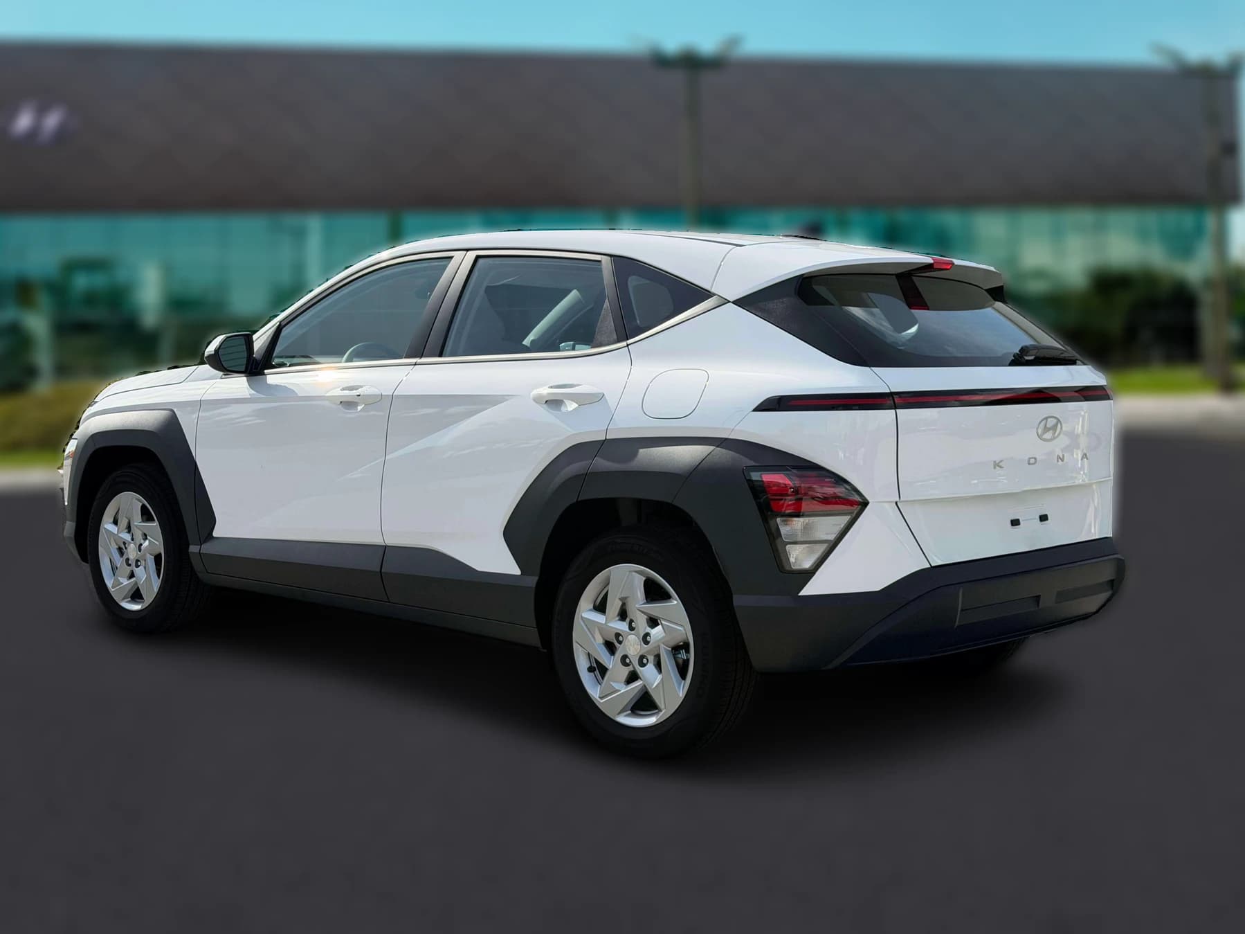 Hyundai Kona SE FWD 2027 — side view