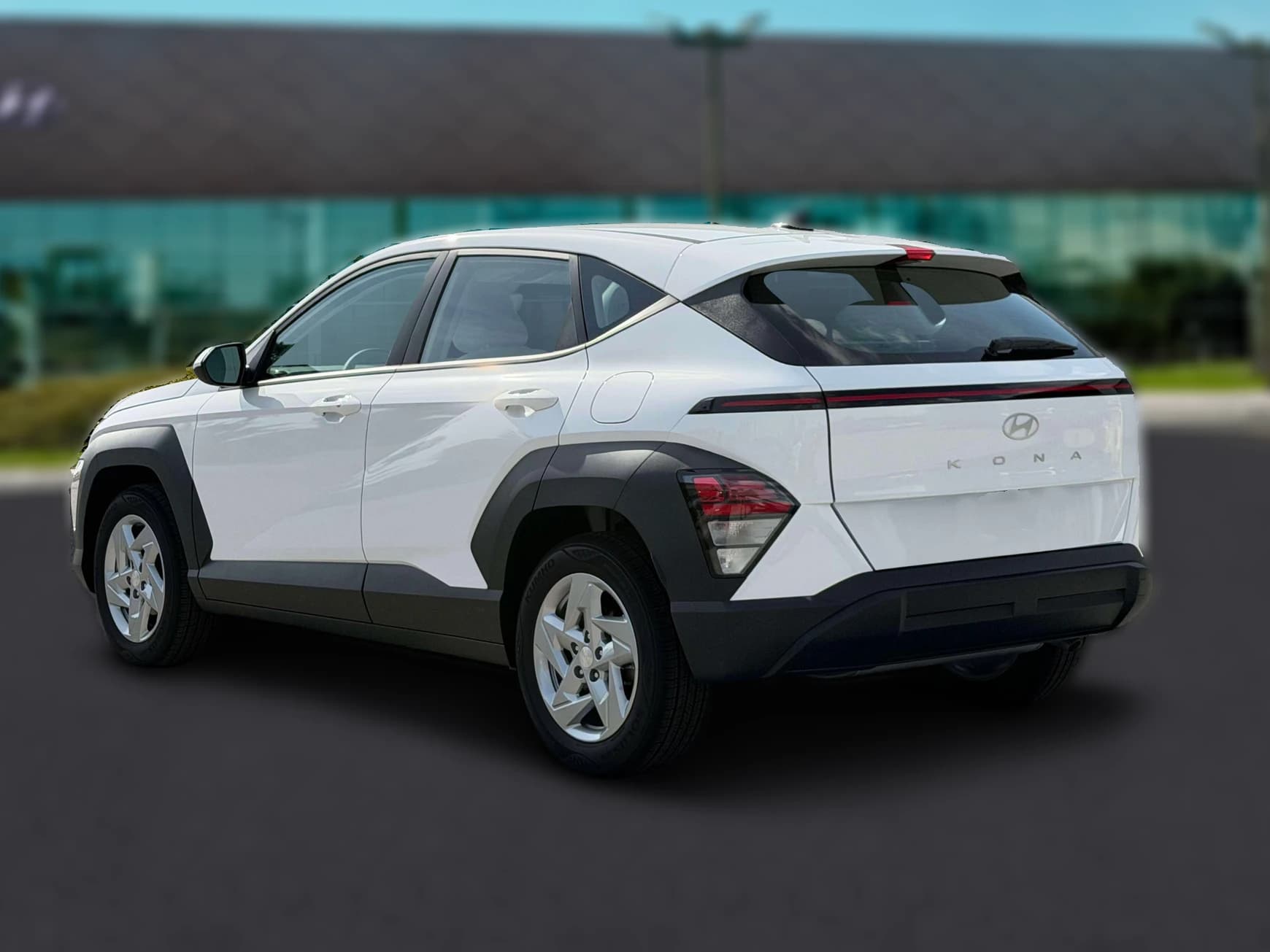 Hyundai Kona SE FWD 2027 — side view