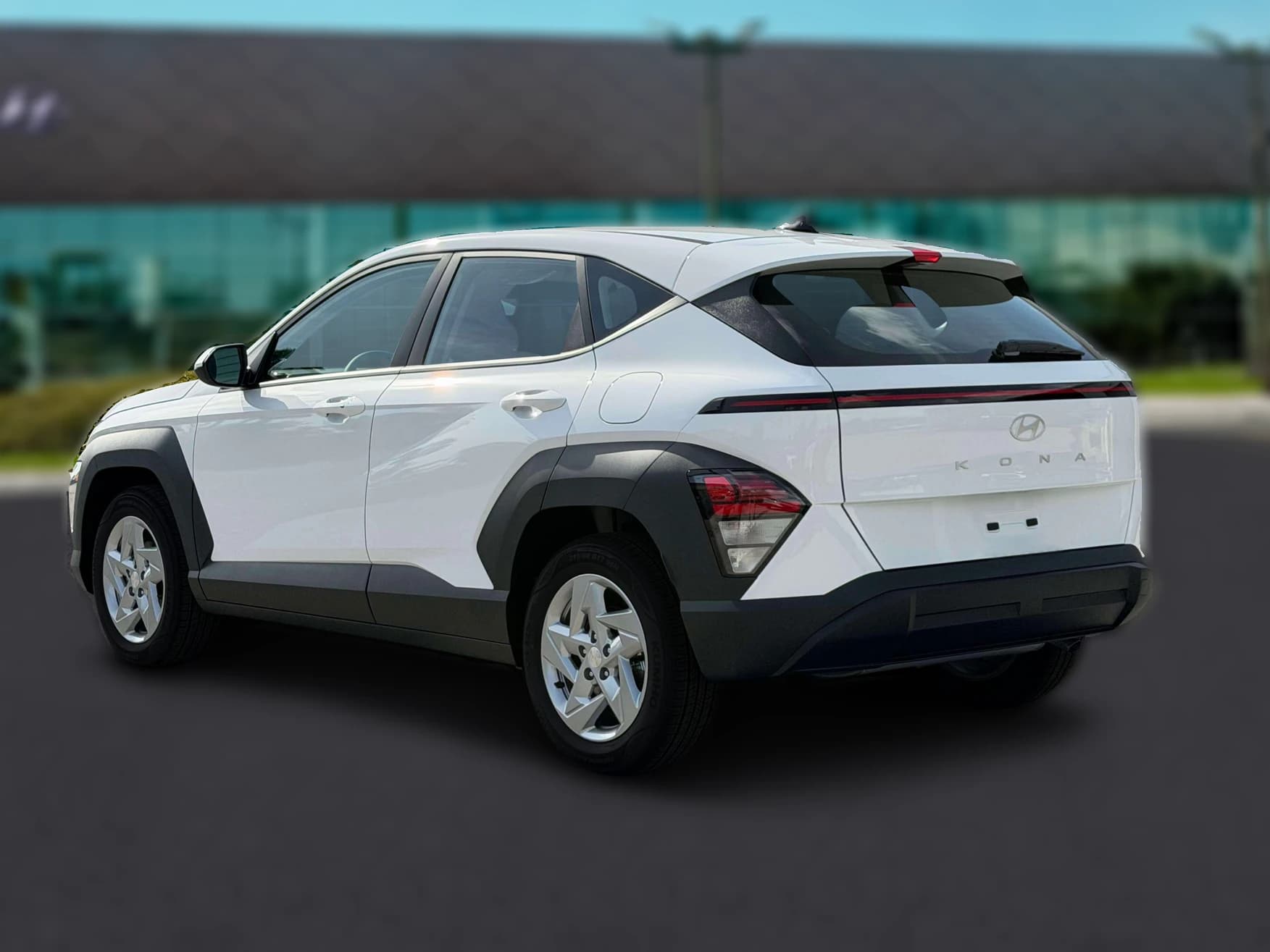Hyundai Kona SE FWD 2027 — side view