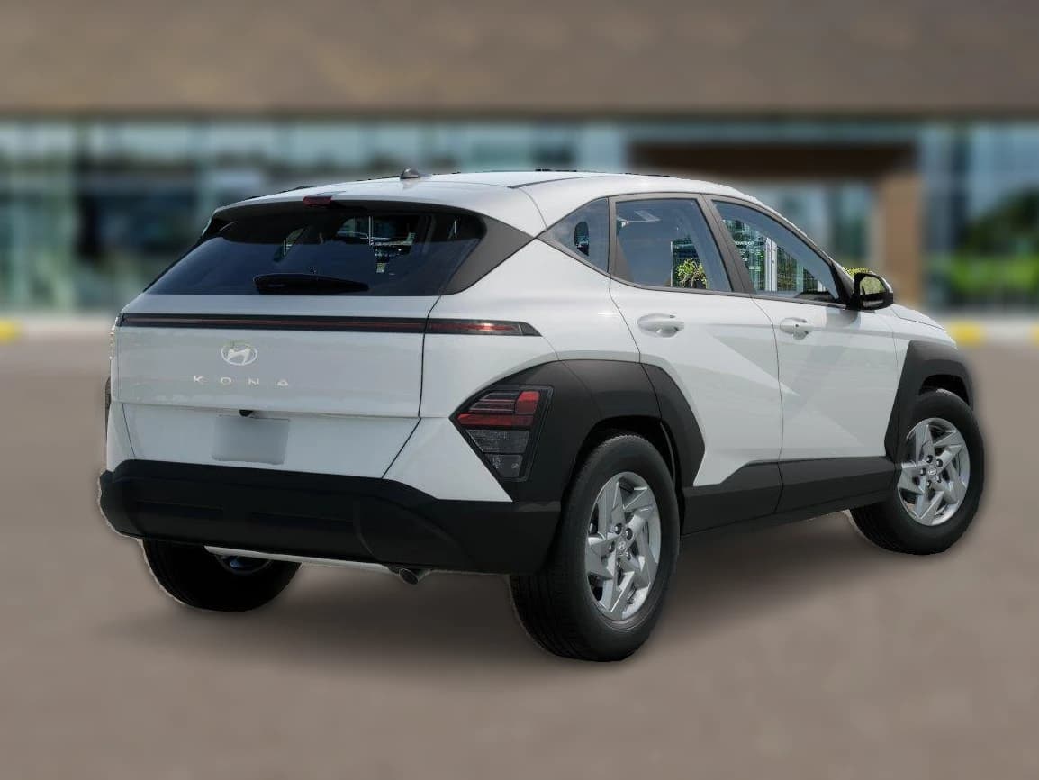 Hyundai Kona SE FWD 2027 — side view