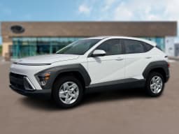 Hyundai Kona SE AWD 2027 — side view