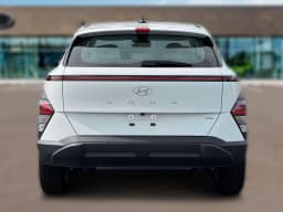 Hyundai Kona SE AWD 2027 — side view