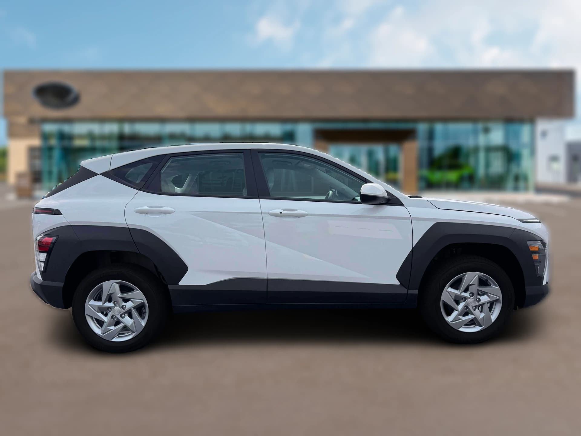 Hyundai Kona SE AWD 2027 — side view