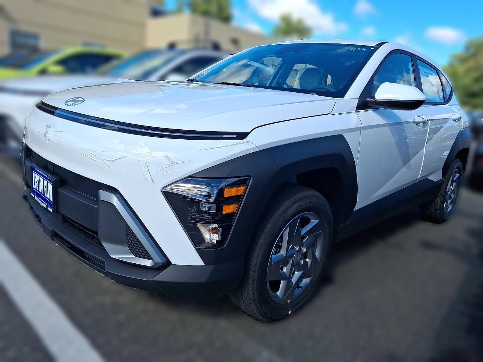 Hyundai Kona SE AWD 2027 — side view