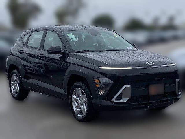 Hyundai Kona SE AWD 2026 — side view
