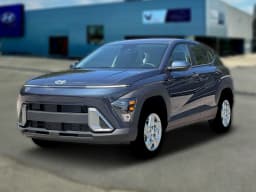 Hyundai Kona SE AWD 2026 — side view