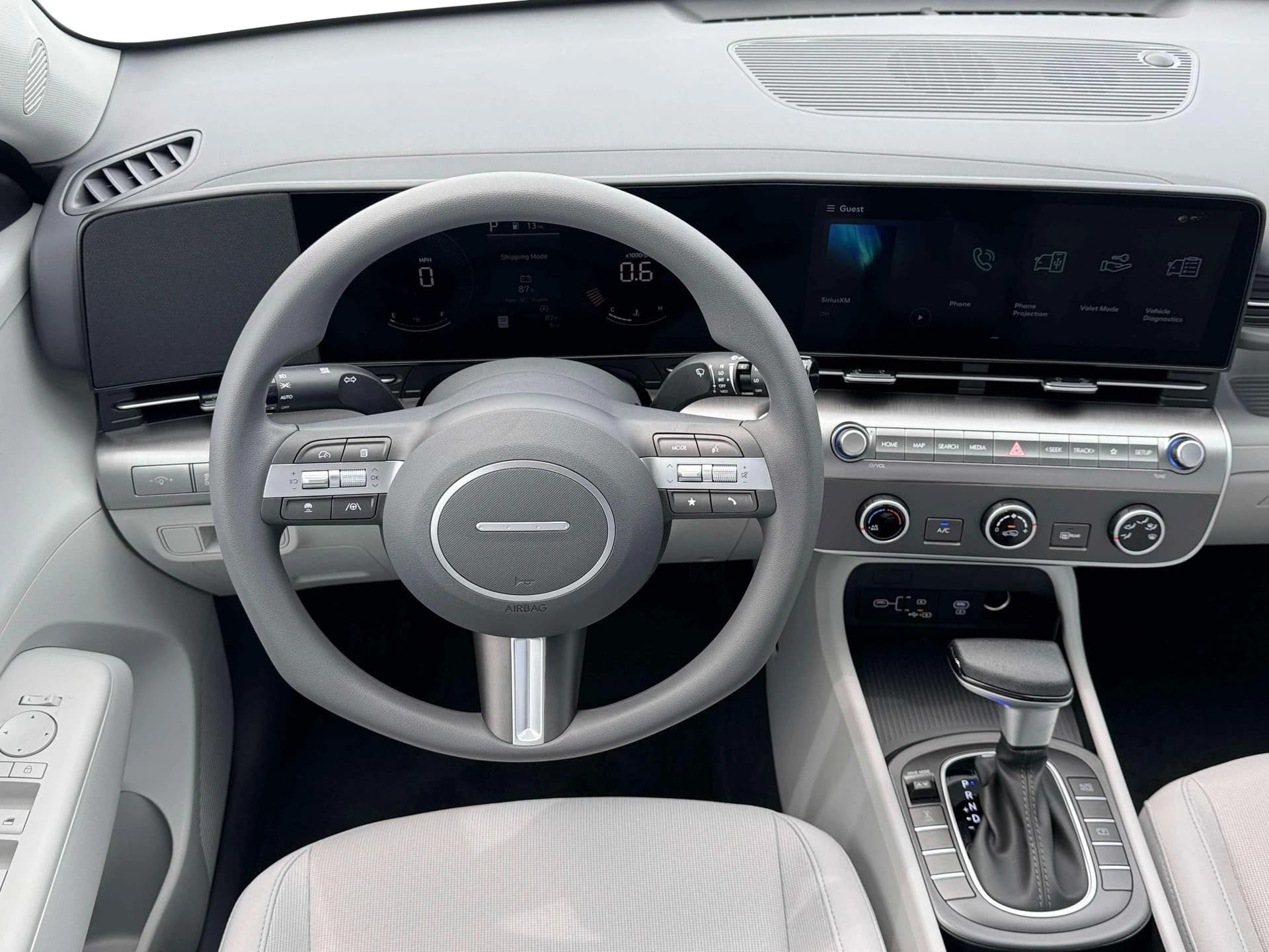 Hyundai Kona SE AWD 2026 — side view