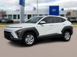 Hyundai Kona SE AWD 2027 — side view