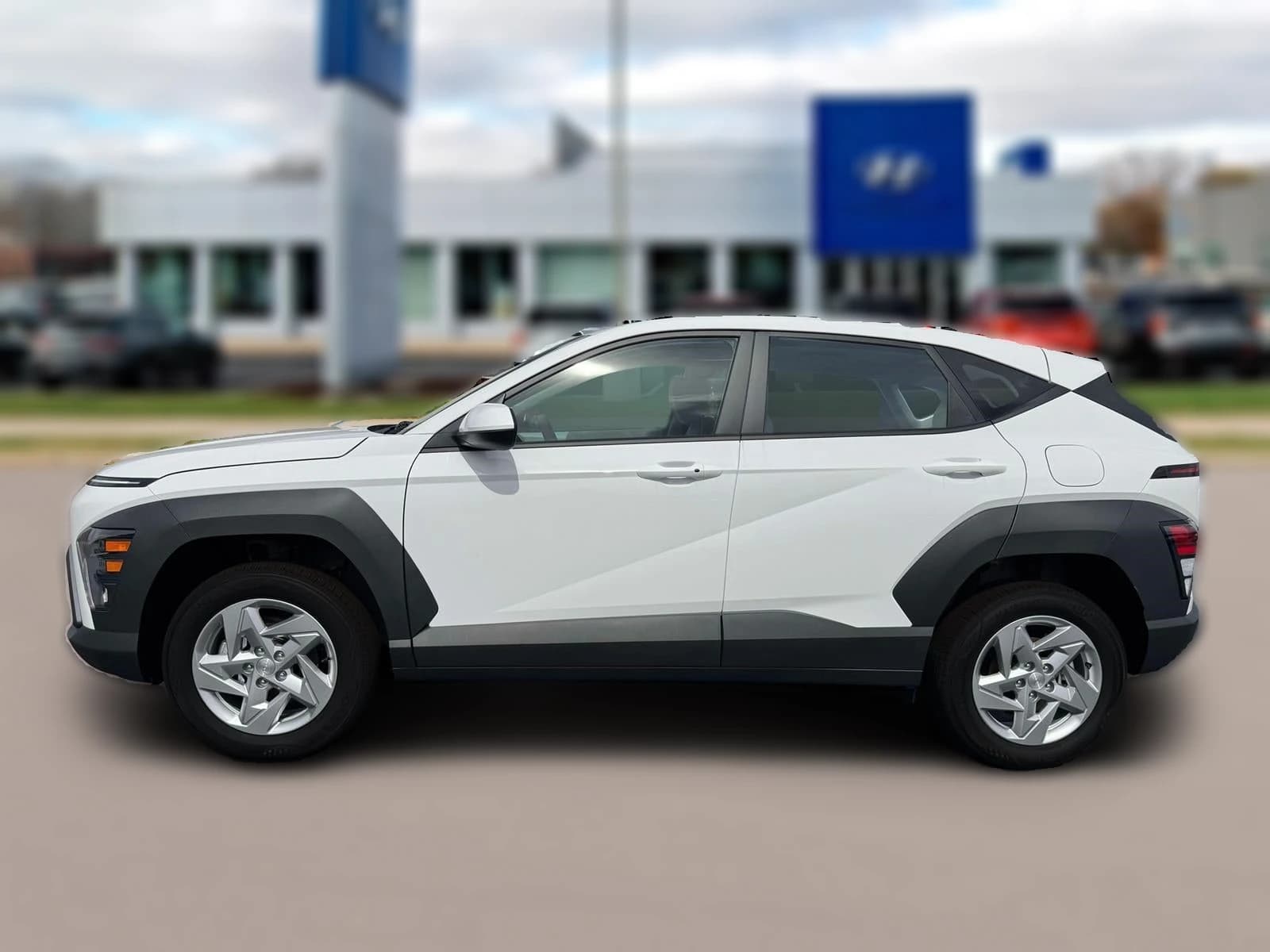 Hyundai Kona SE AWD 2027 — side view
