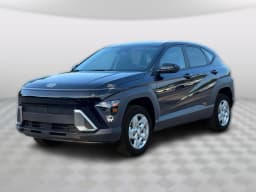 Hyundai Kona SE AWD 2027 — side view
