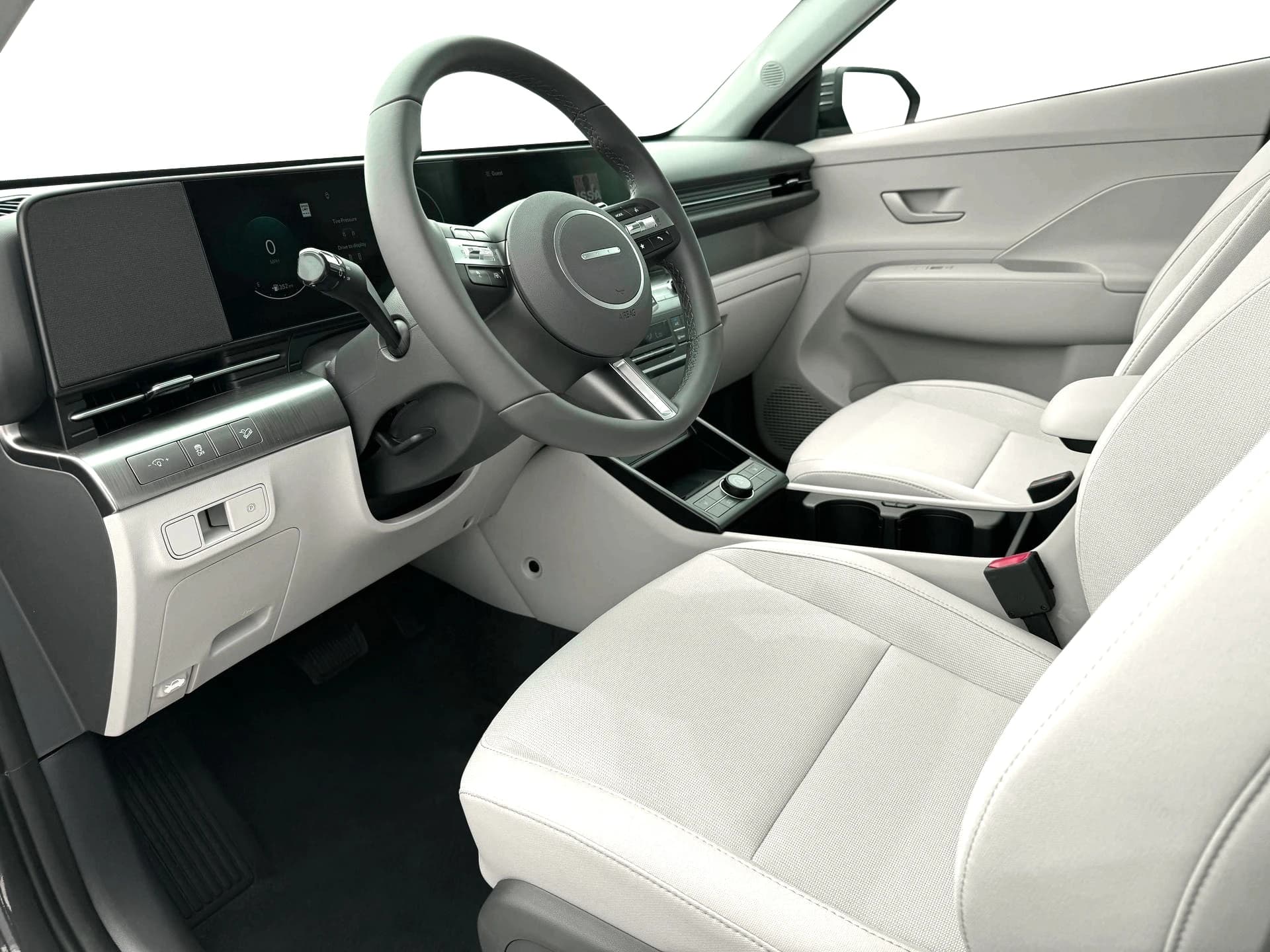 Hyundai Kona SEL Convenience AWD 2025 — side view