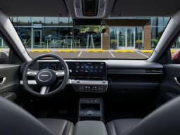 Hyundai Kona SEL Premium FWD 2026 — side view