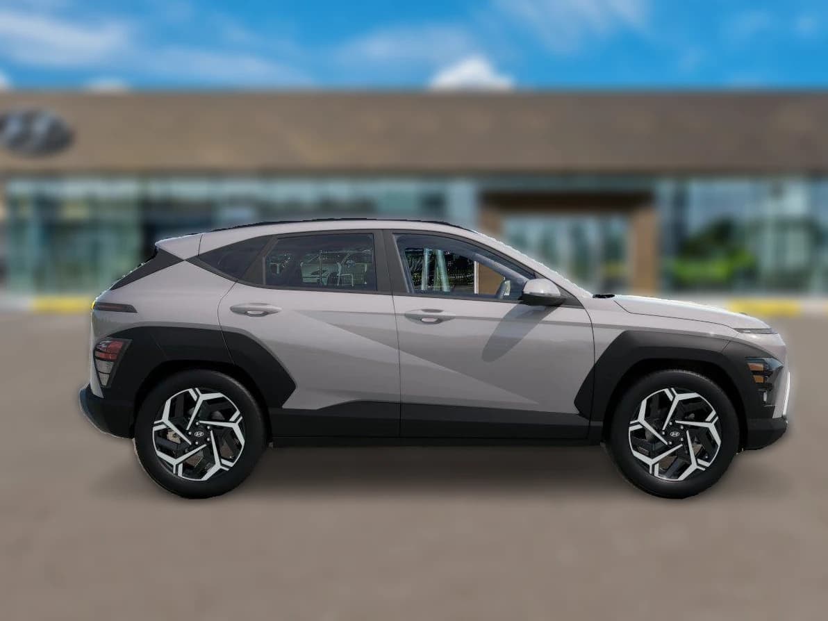 Hyundai Kona SEL Premium FWD 2027 — side view