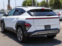 Hyundai Kona SEL Premium FWD 2026 — side view