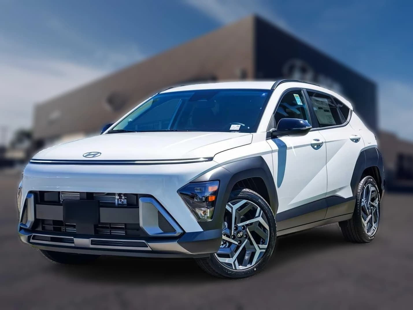 Hyundai Kona SEL Premium FWD 2026 — side view