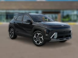Hyundai Kona SEL Premium FWD 2027 — side view