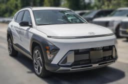 Hyundai Kona SEL Premium FWD 2026 — side view