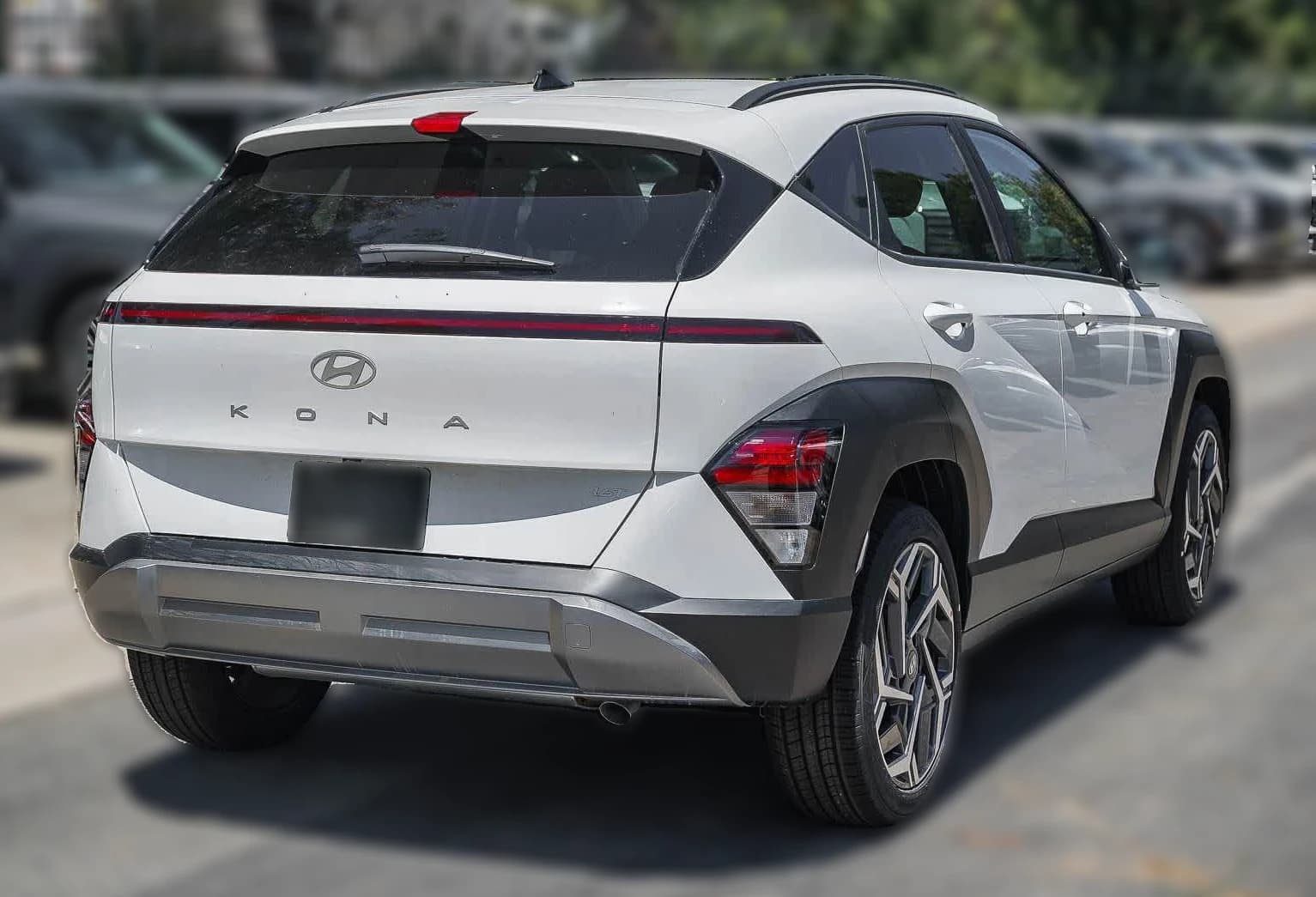 Hyundai Kona SEL Premium FWD 2026 — side view