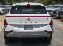 Hyundai Kona SEL Premium FWD 2026 — side view